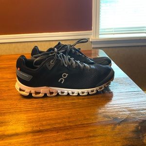 Women’s Oncloud Tennis Shoes